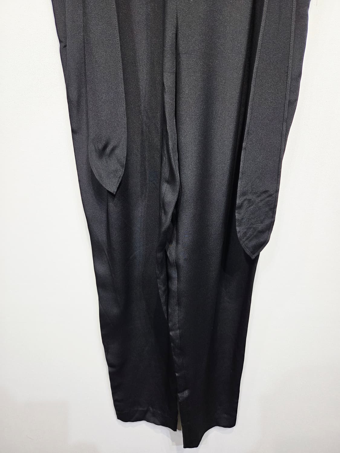 띠어리. 여자 블랙 랩 스타일 점프수트_호칭2 상품이미지4