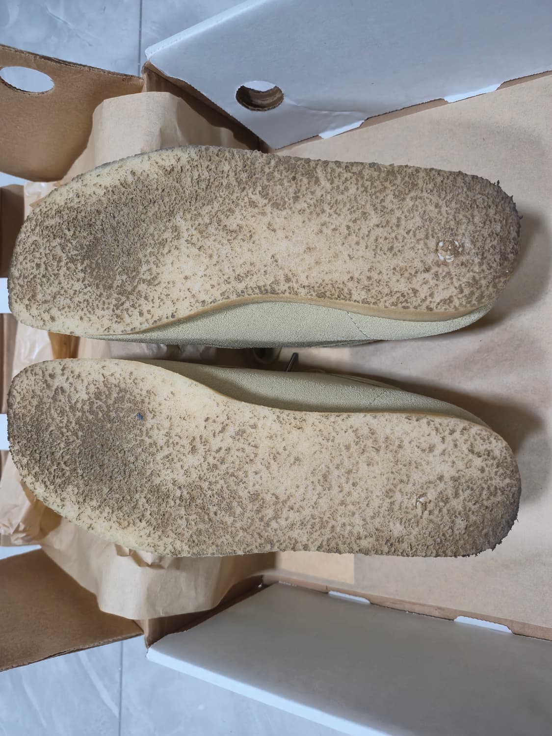 [255] 클락스 왈라비 메이플 스웨이드 (실착 2회/A+급) 상품이미지6