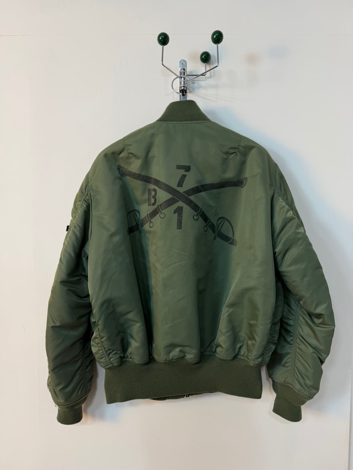 알파인더스트리 Ma1 항공점퍼 상품이미지5