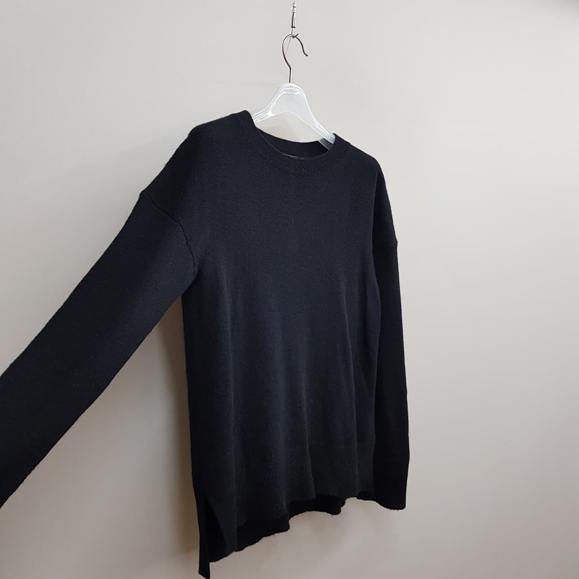 띠어리 캐시미어 라운드넥 루즈핏 니트 P사이즈 상품이미지4