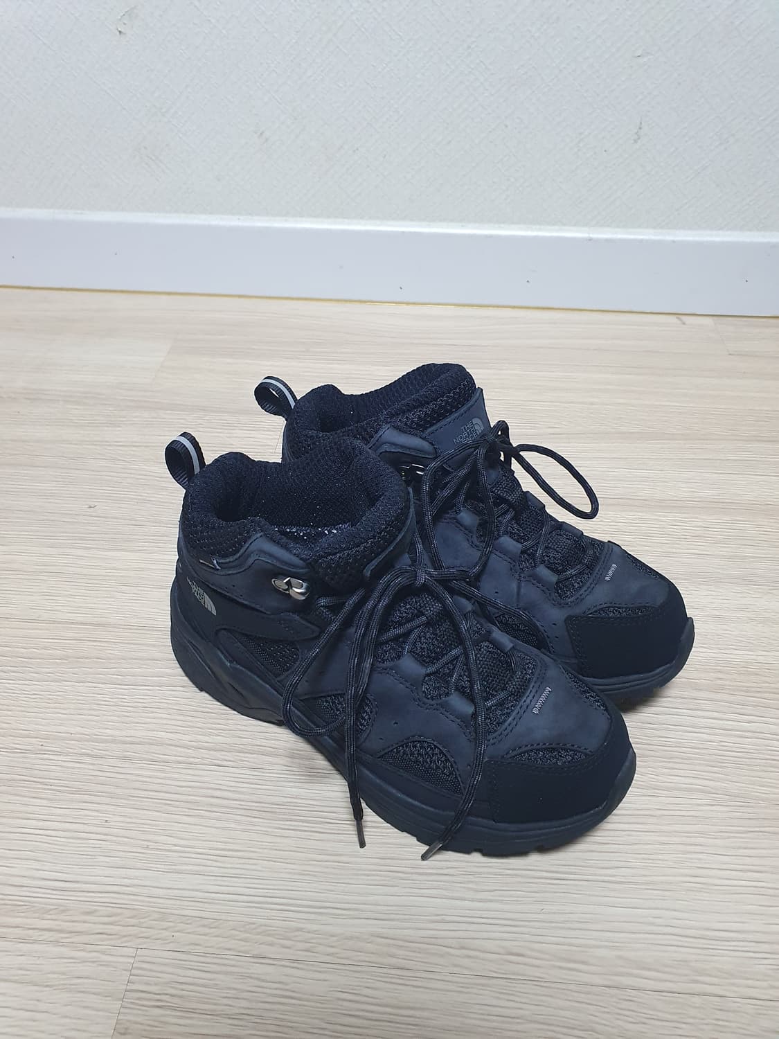 노스페이스 스톰브레이크 워터가드 등산화 250 상품이미지2