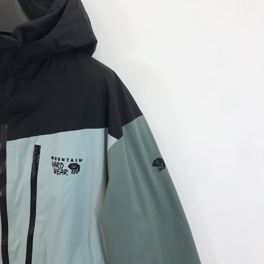 마운틴하드웨어 드래곤즈백 바람막이자켓 [국내110] 상품이미지2