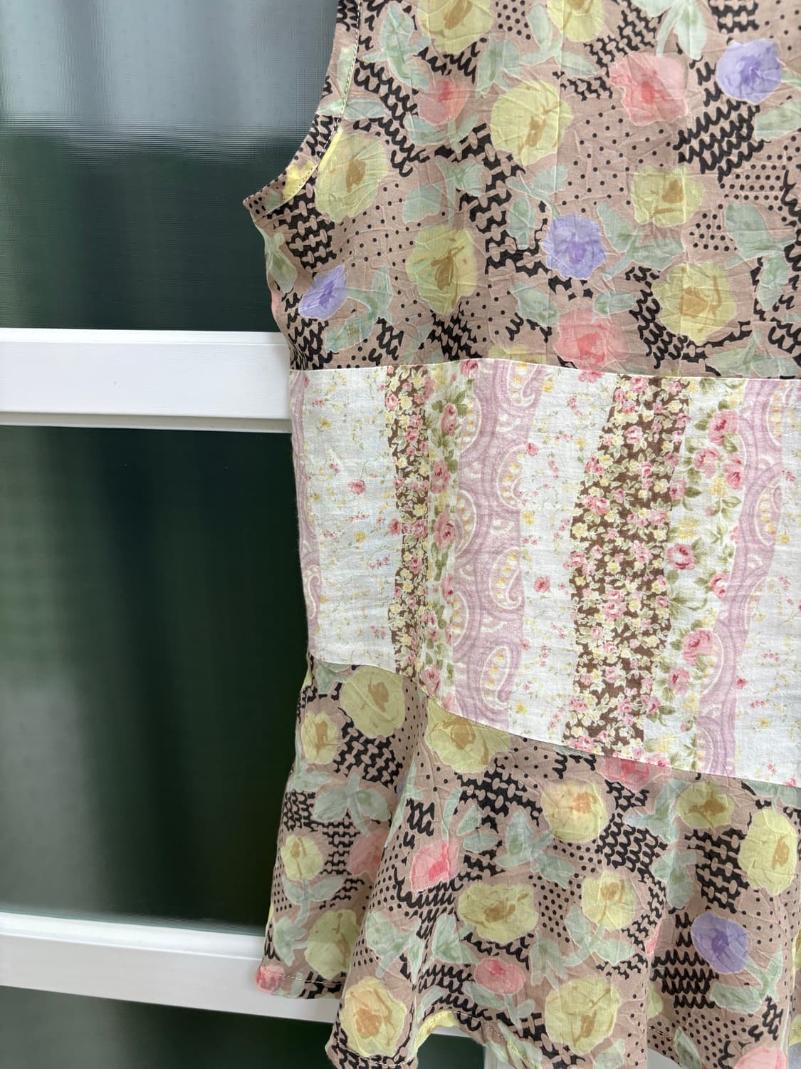 플라워 패치 슬리브리스 상품이미지5