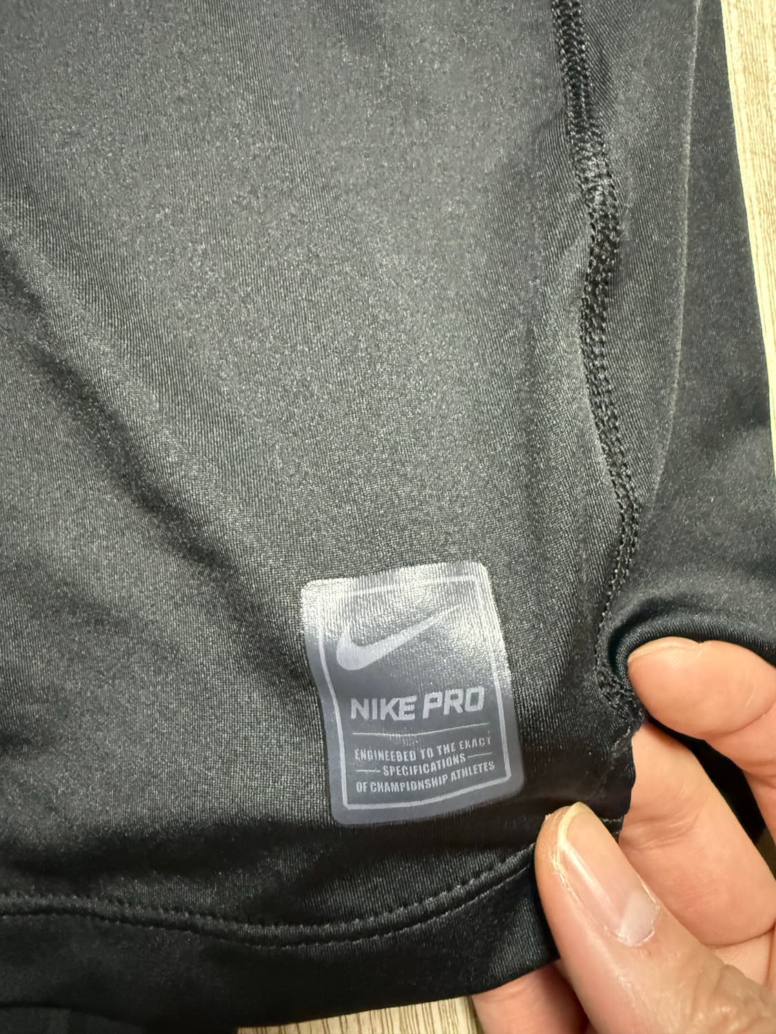 나이키 드라이핏 컴프레션 민소매 블랙 상품이미지4