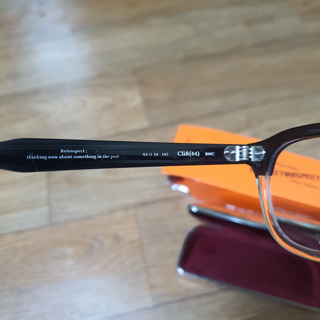 래쉬 RETROSPECT 클리프트 안경 Clift(44) 판매합니다. 상품이미지3