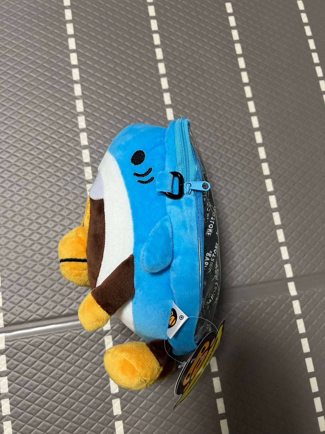 베이프 인형가방 상품이미지2