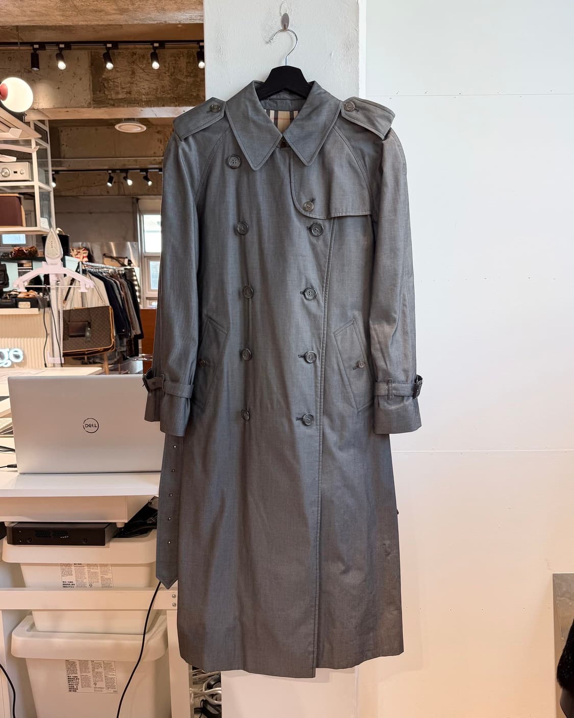 버버리 그레이 더블 트렌치 코트  상품이미지2