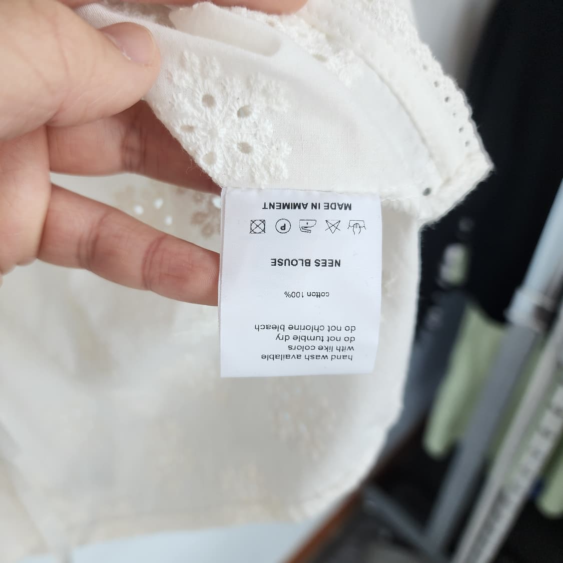 아일렛 리본 자수 블라우스 화이트 상품이미지4