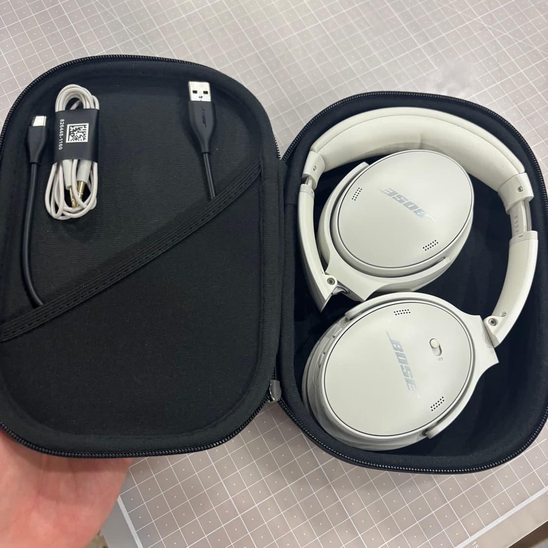 보스 QC45 화이트 스모키 상품이미지2