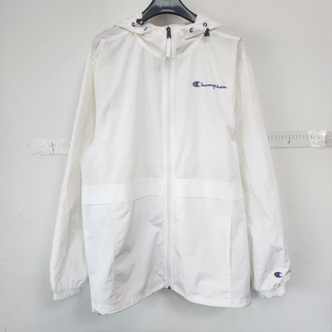 챔피온 화이트 후드 바람막이 상품이미지1