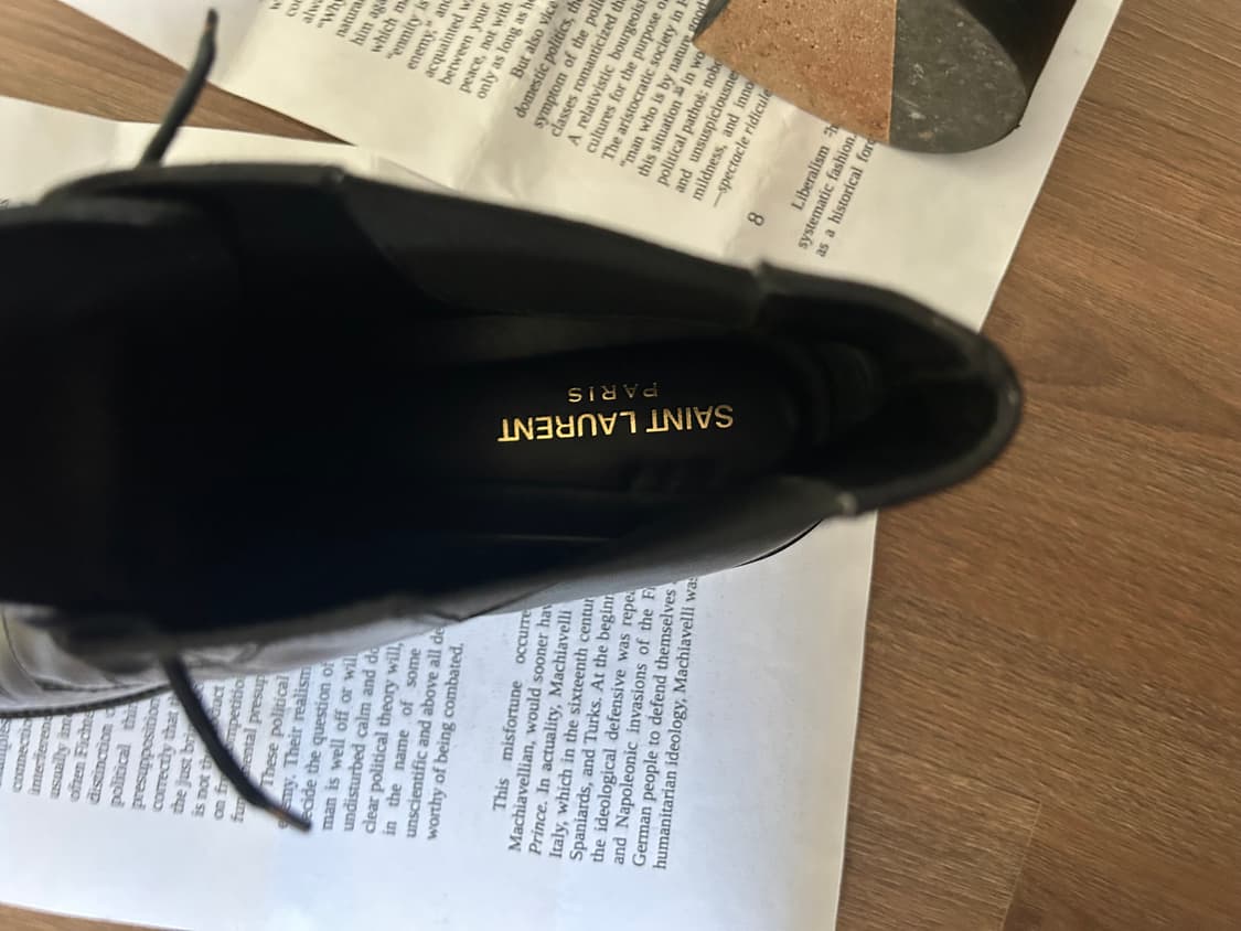 생로랑 레이스드 업 아미 부츠 (41) 상품이미지9