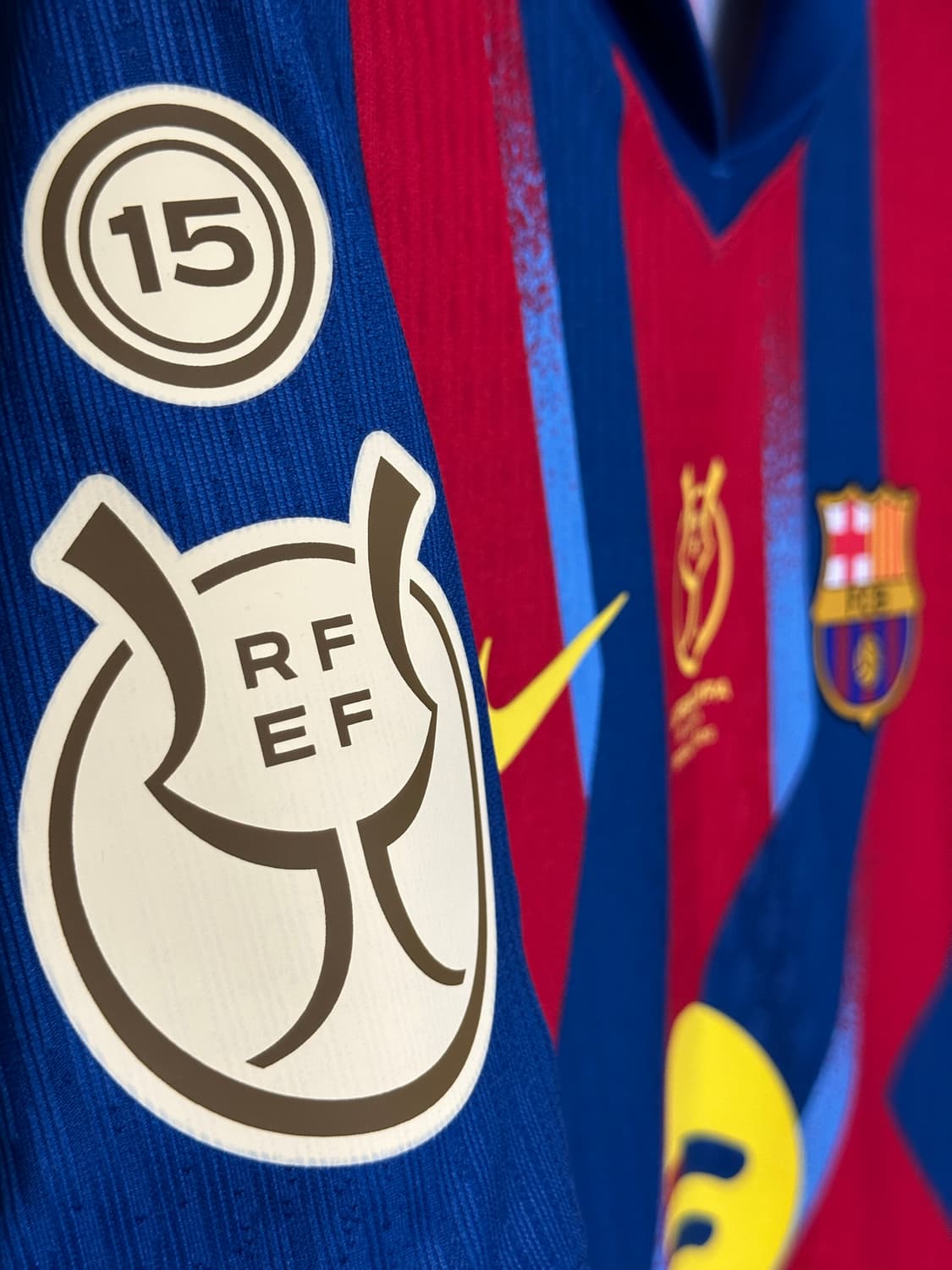 25-26 바르셀로나 4th 어센틱 No.10 라민야말 상품이미지3