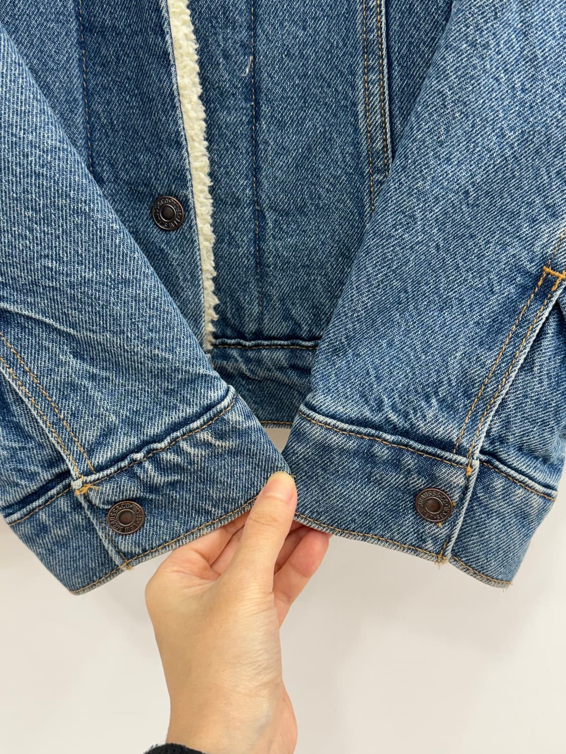 리바이스 우먼즈 데님 쉐르파 양털 중청 상품이미지3