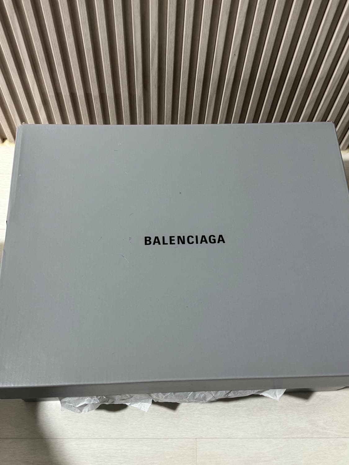 [39] 발렌시아가 디펜더 39 상품이미지5