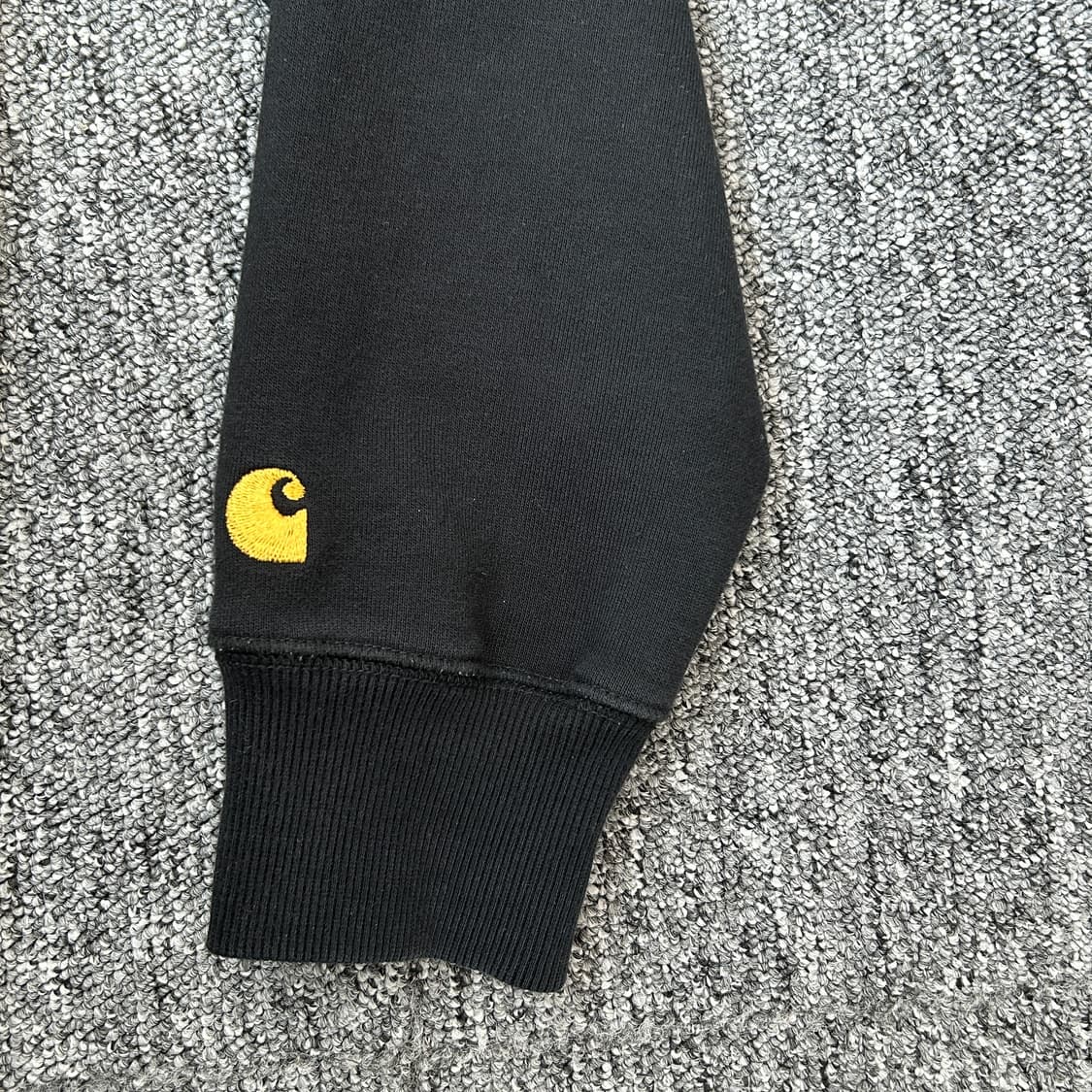 칼하트 wip 소매로고 체이스 블랙 후드티 상품이미지4