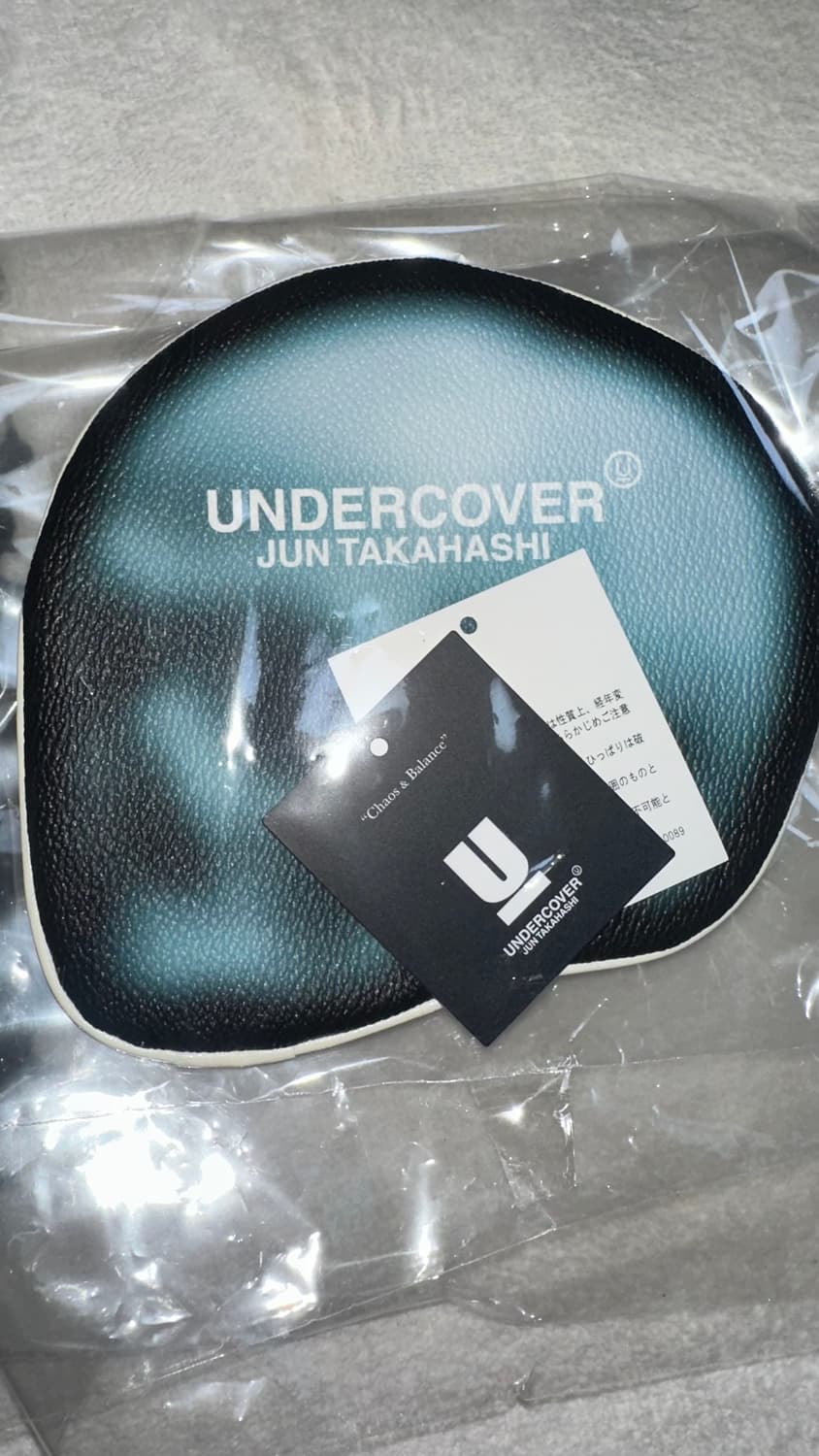 언더커버 파우치 지갑 상품이미지1