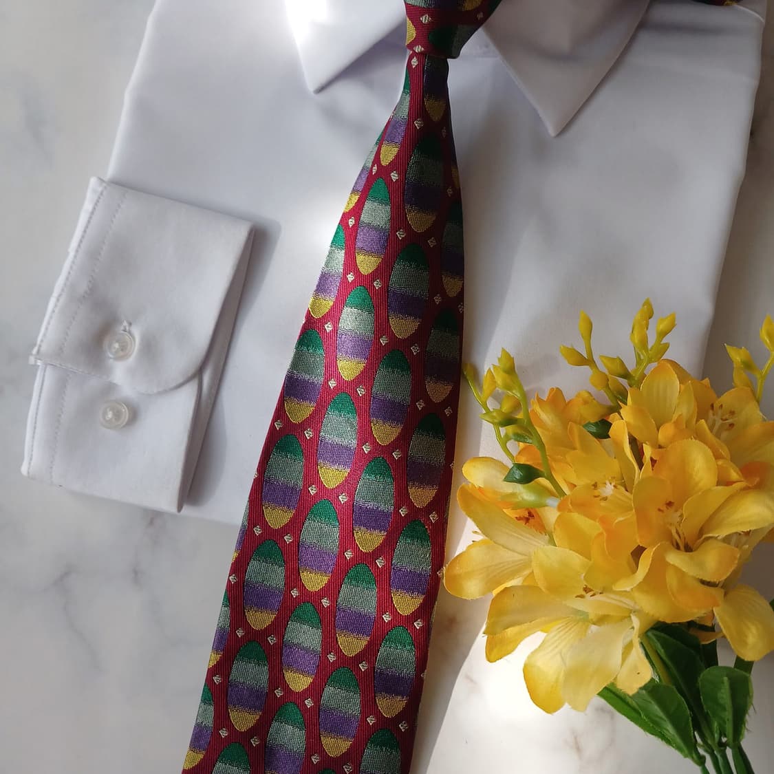 발망 실크 와인 컬러 기하 패턴 넥타이 9.6cm A등급 A19286
 상품이미지6