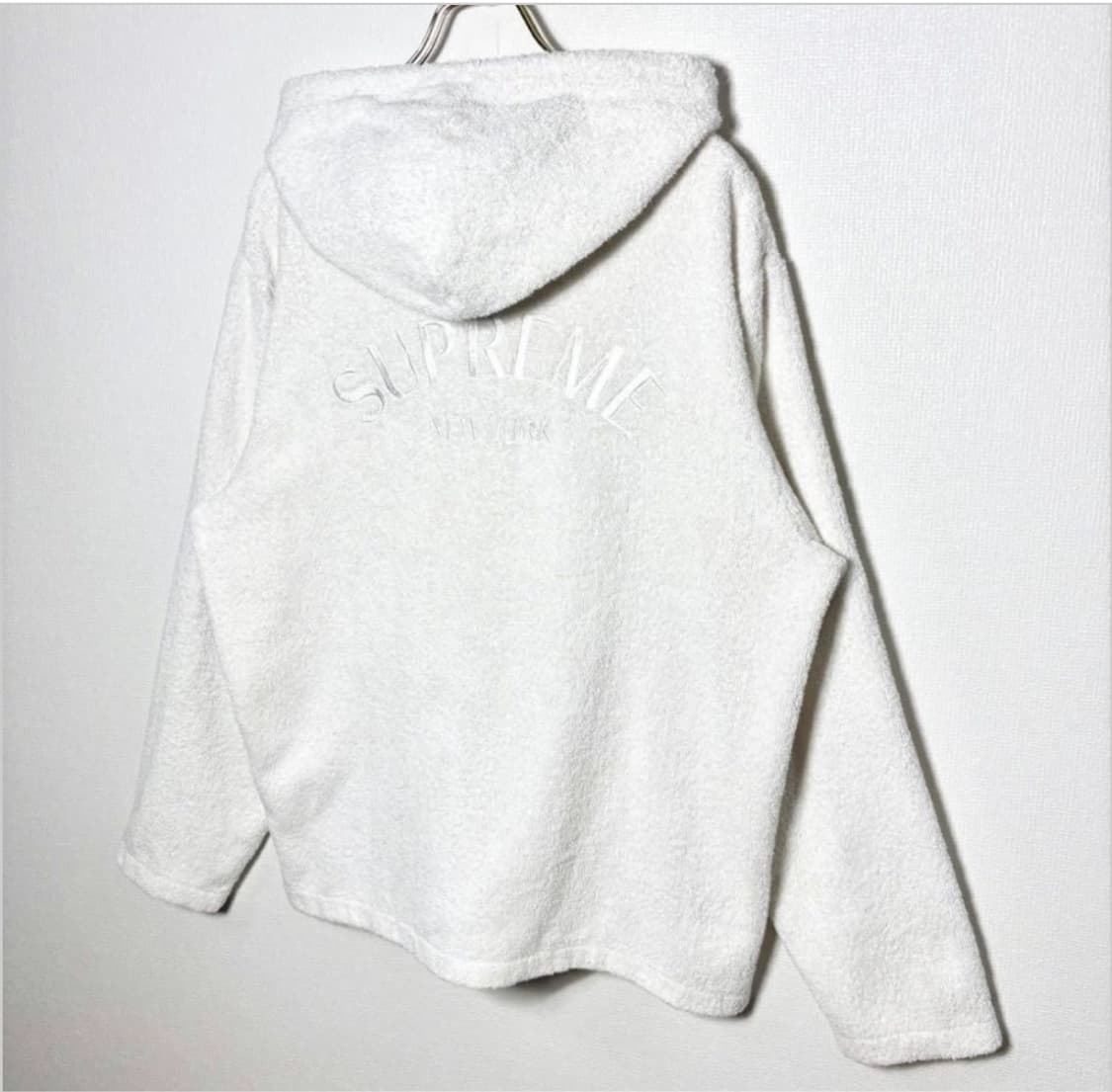 슈프림 자수 로고 화이트타올 후드집업 상품이미지3