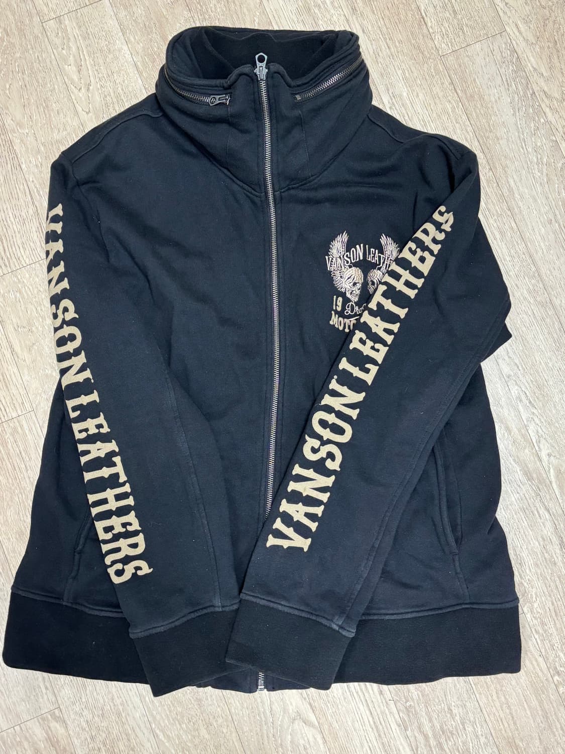 벤슨 하이넥 블랙 후드집업 상품이미지1