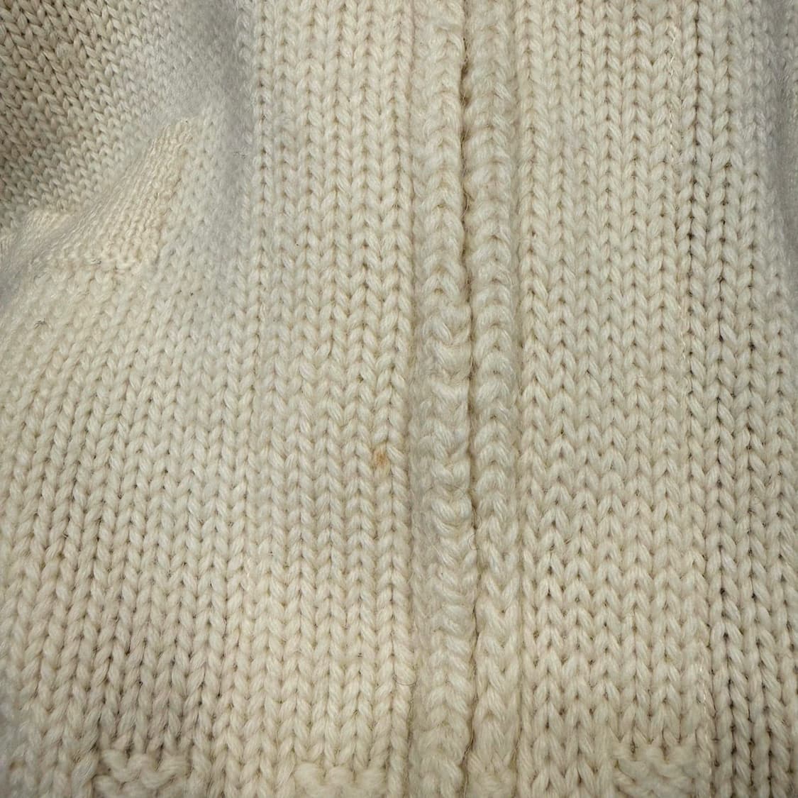 겐조 니트 가디건 브이넥 더블 포켓 지퍼 클로징 디테일 레귤러핏 아이보리 상품이미지9