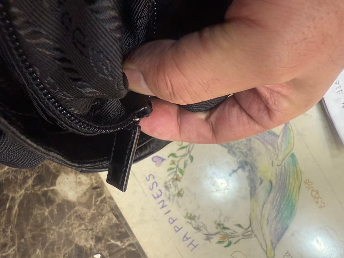 정품 프라다 나일론 미니 토트백 팝니다 상품이미지9