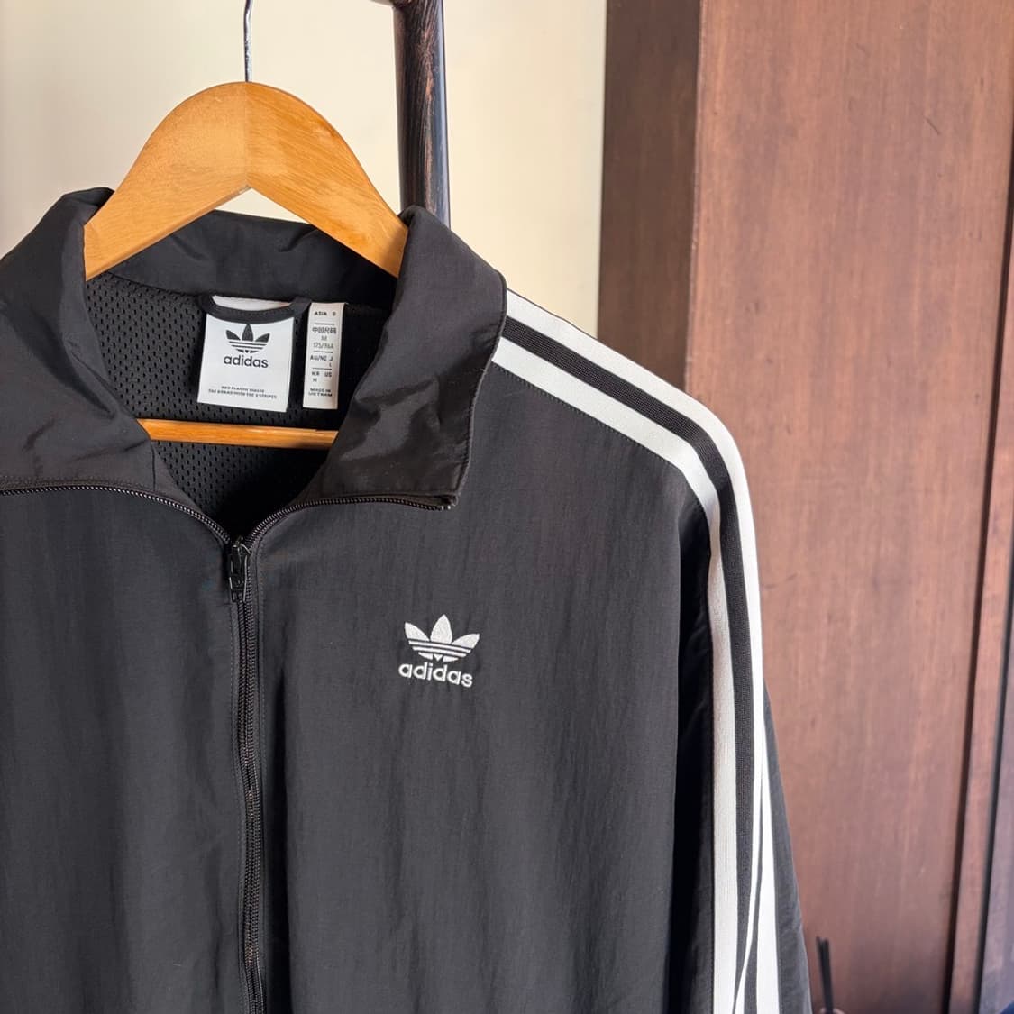 15439 - 아디다스 블랙 바람막이 자켓 상품이미지3