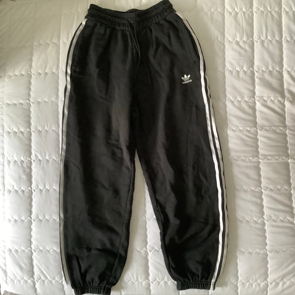 아디다스 와이드 조거 트랙팬츠  상품이미지1