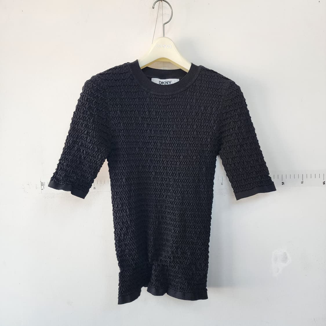 DKNY 블랙 셔링 반팔 티셔츠 상품이미지1
