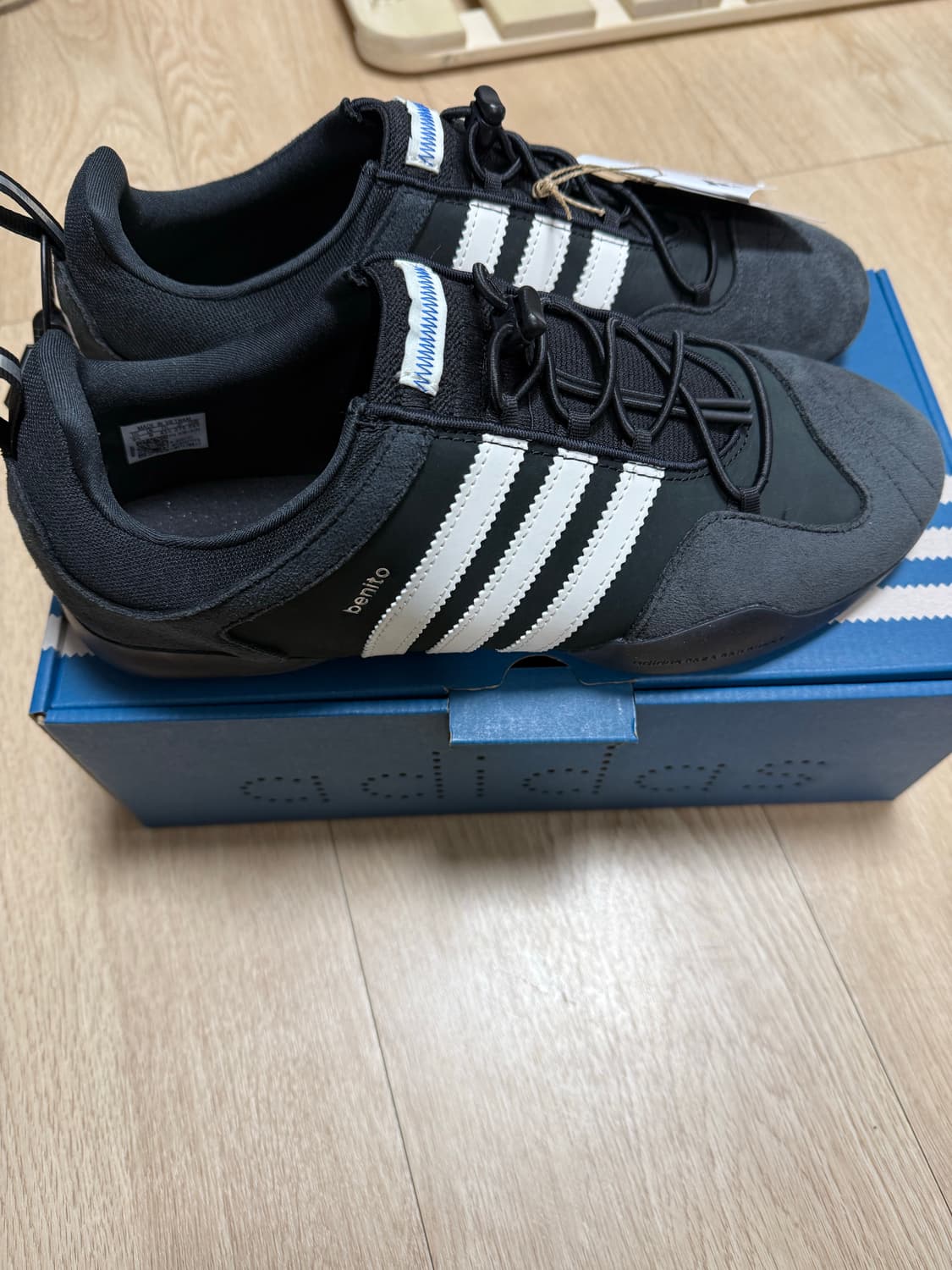 아디다스x배드버니 블랙 275 상품이미지1