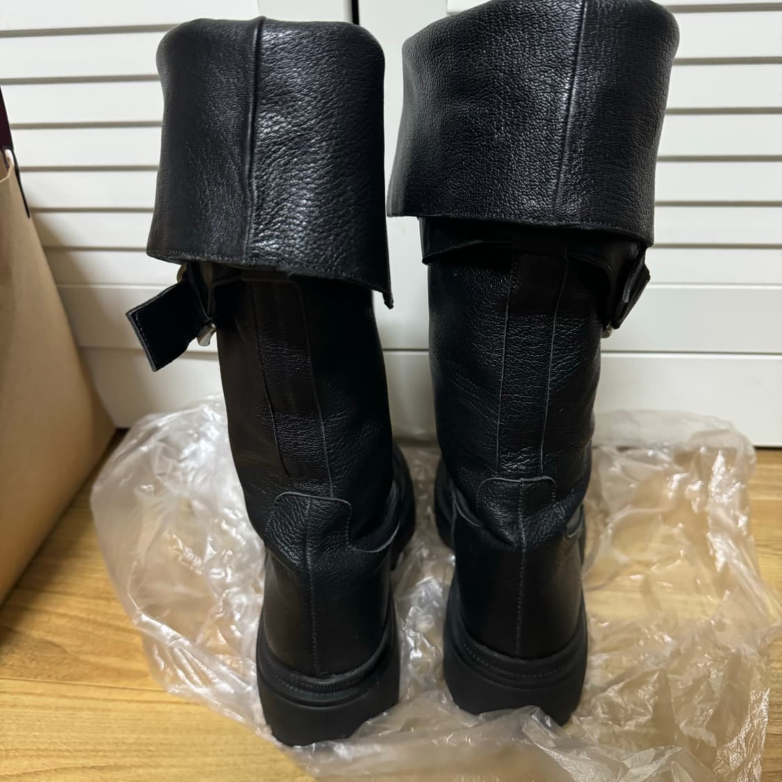 보헴서 보헤미안서울 부츠 FOLDED BELT LONG BOOTS 상품이미지3
