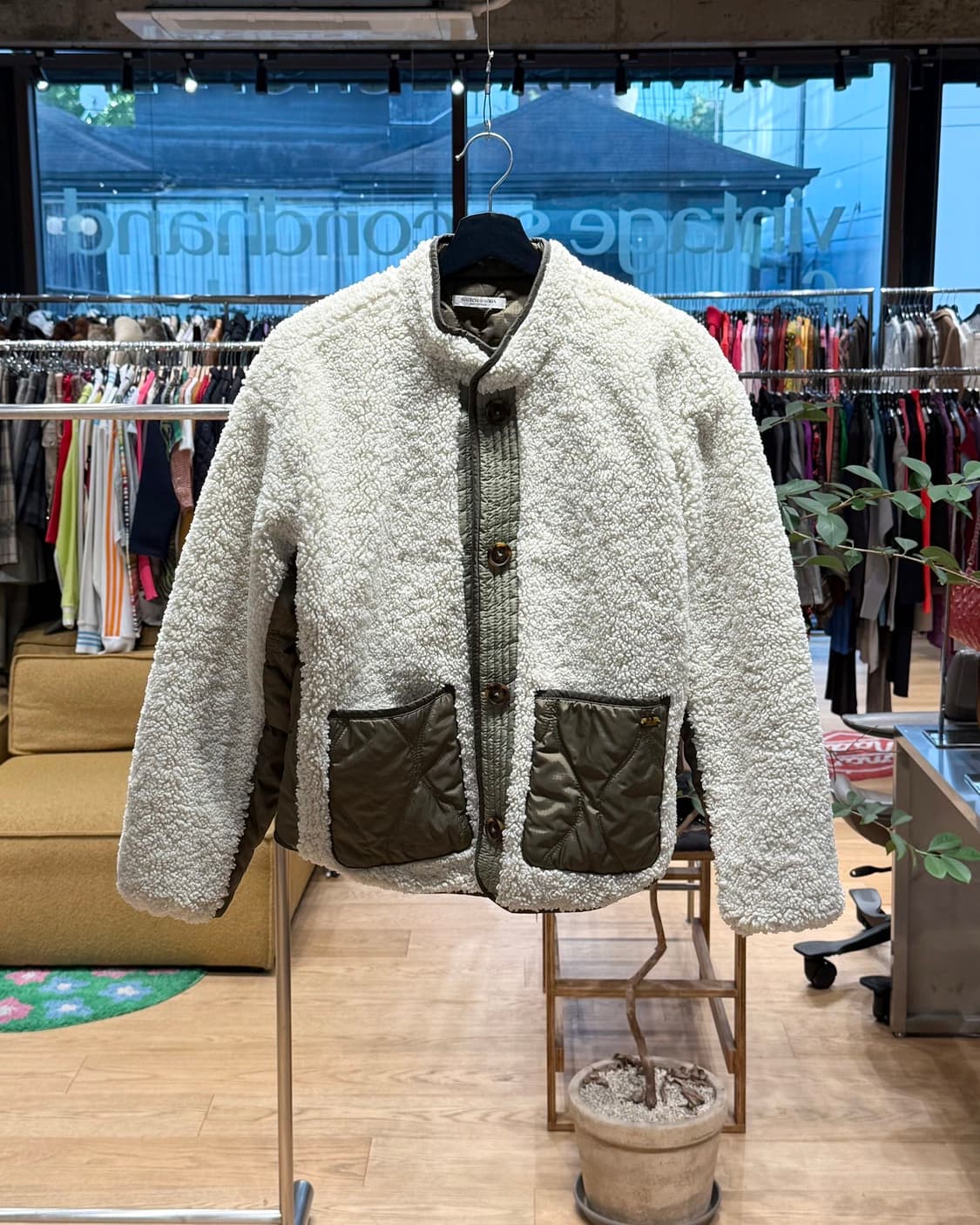 스카치앤소다 아이보리 카키 리버시블 테디 자켓  상품이미지1