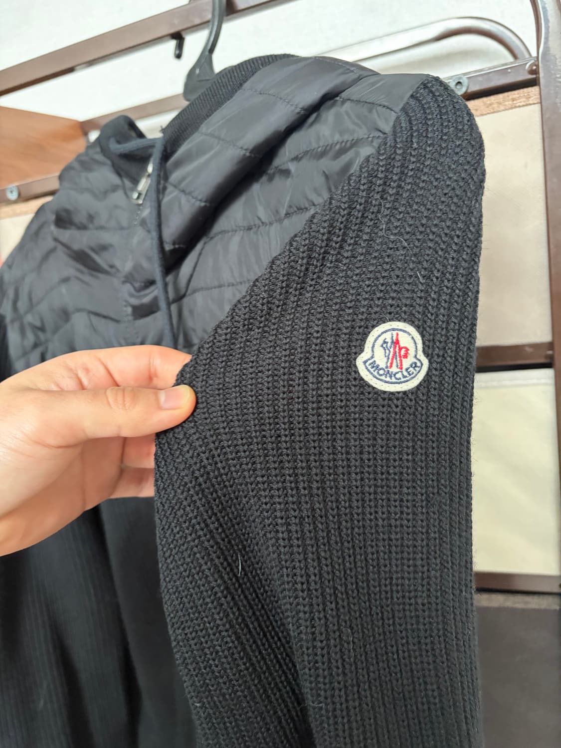 몽클레어 니트 패딩 후드 집업 상품이미지2