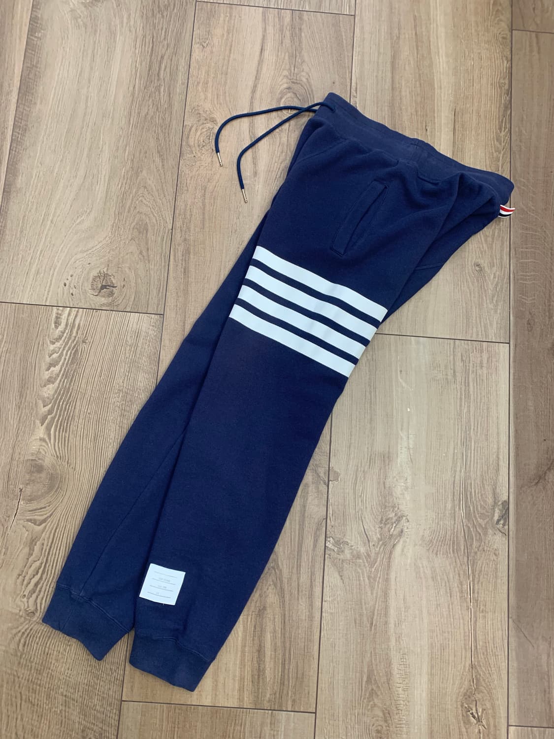 THOM BROWNE 톰 브라운 조거-스웻팬츠(코튼)1 사이즈 상품이미지1