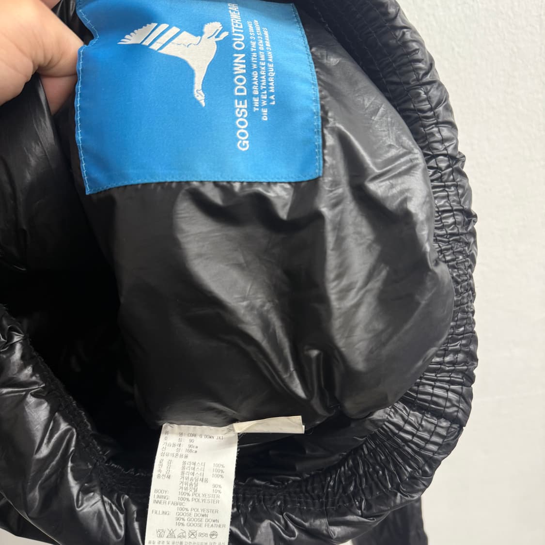 아디다스 블랙 다운 패딩 점퍼 (90) 상품이미지3