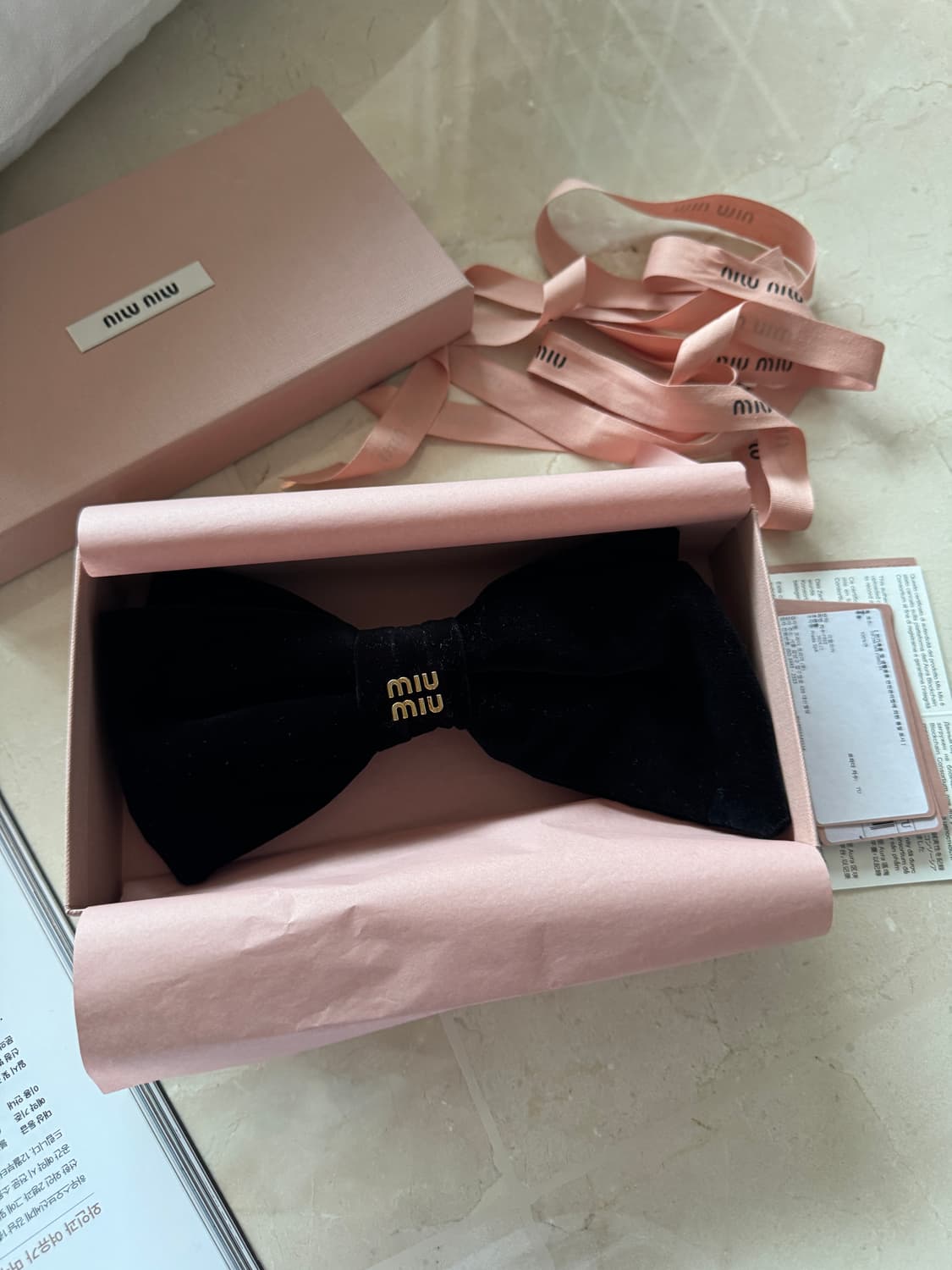 미우미우 벨벳 리본 헤어핀. 새제품 상품이미지1