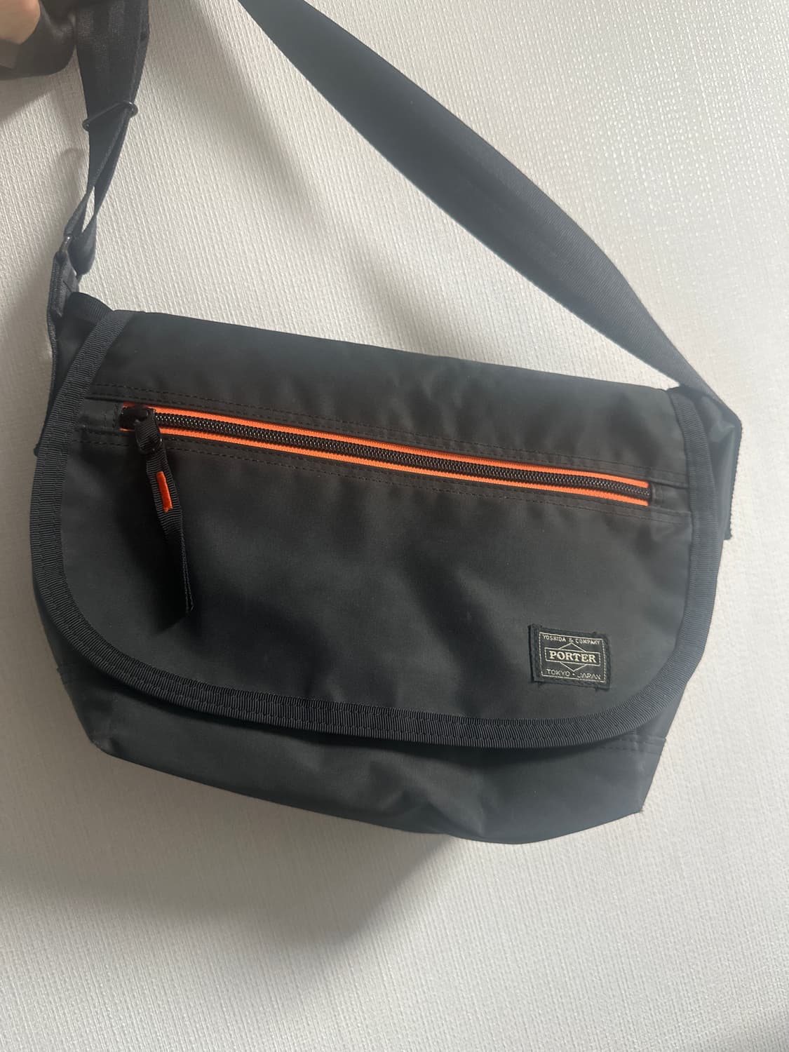 포터 자이언츠 크로스백 판매합니다 상품이미지1