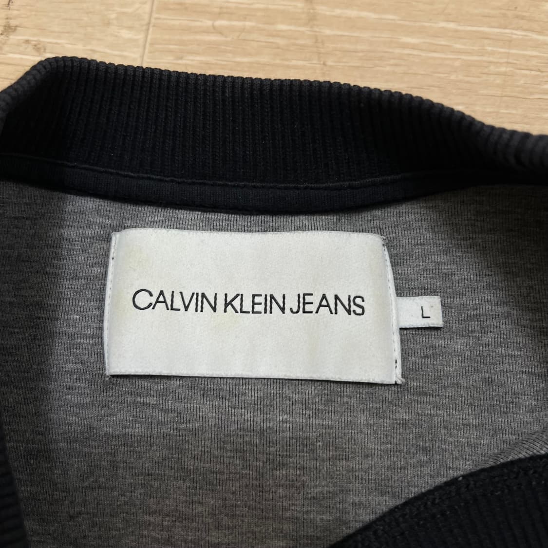 캘빈클라인 진스 빅로고 맨투맨 크루넥 티셔츠 [블랙] L/100 상품이미지6