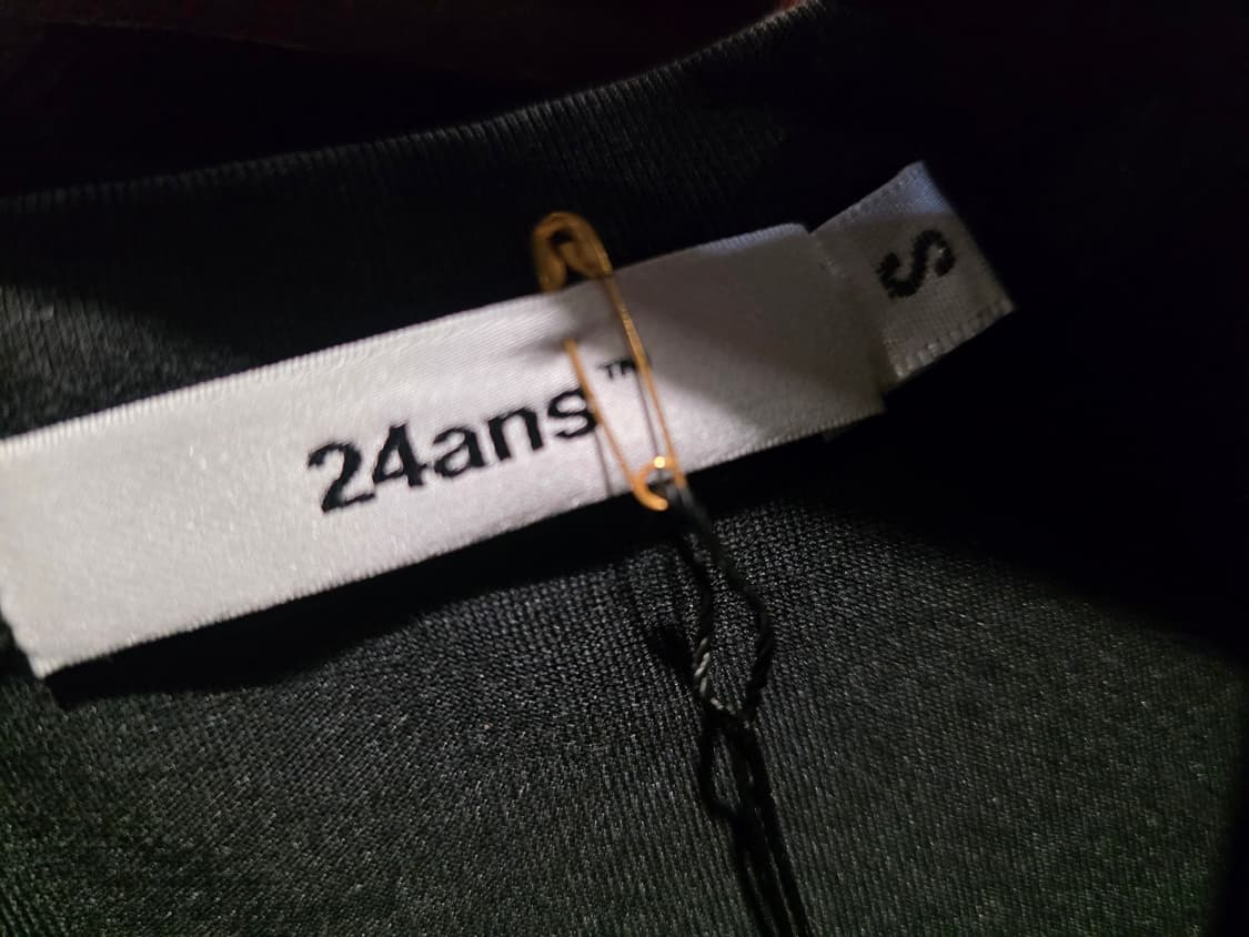 24Ans  크롭레더점퍼  상품이미지9