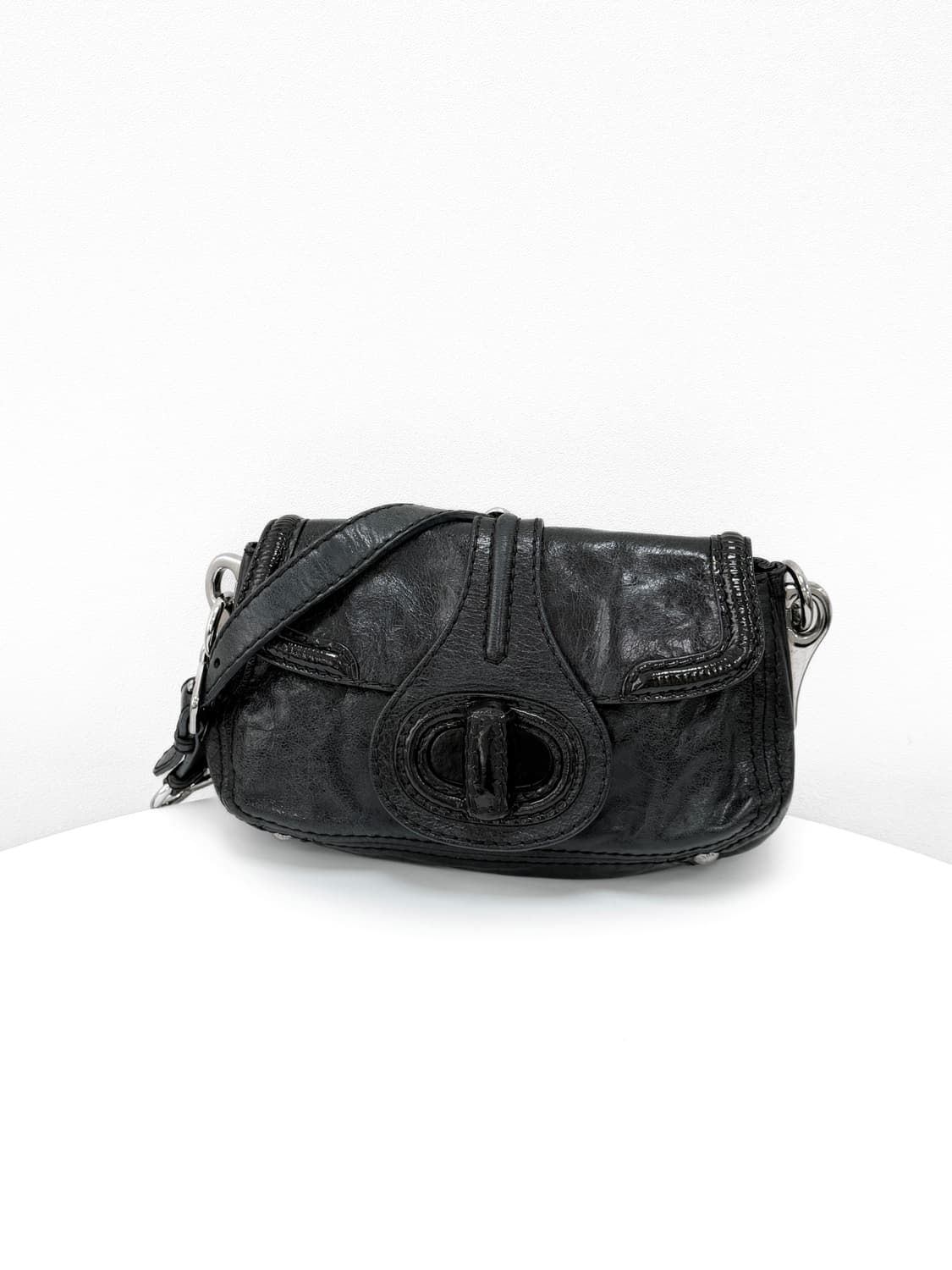 프라다 빈티지 레더 체인 숄더백 상품이미지5