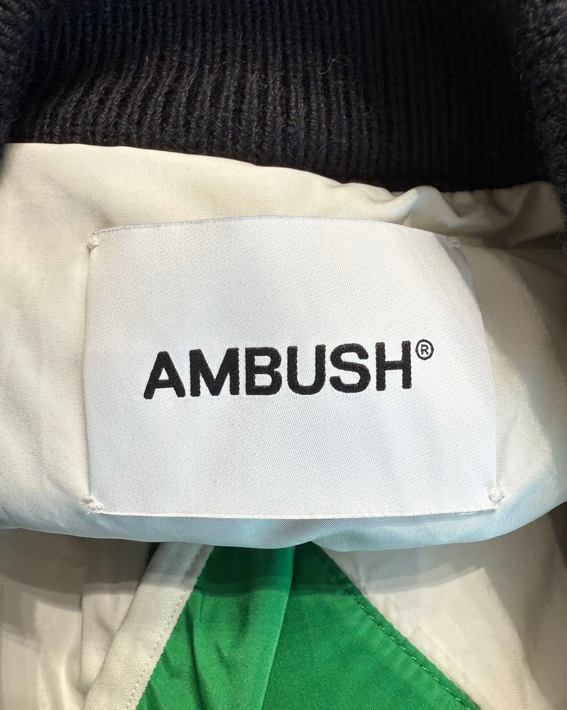 앰부쉬 블루 로고 패치 플리스 라이너 바시티 재킷 상품이미지8