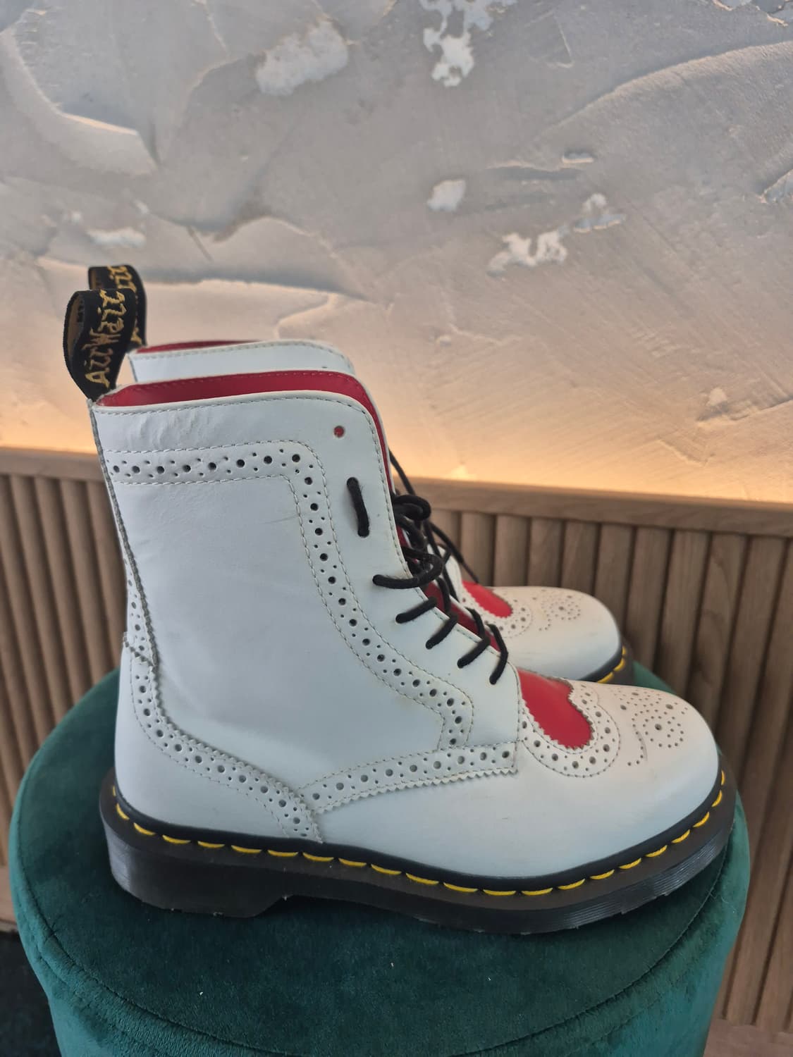 닥터마틴 화이트 부츠 UK4 EU37 (230MM) 상품이미지4