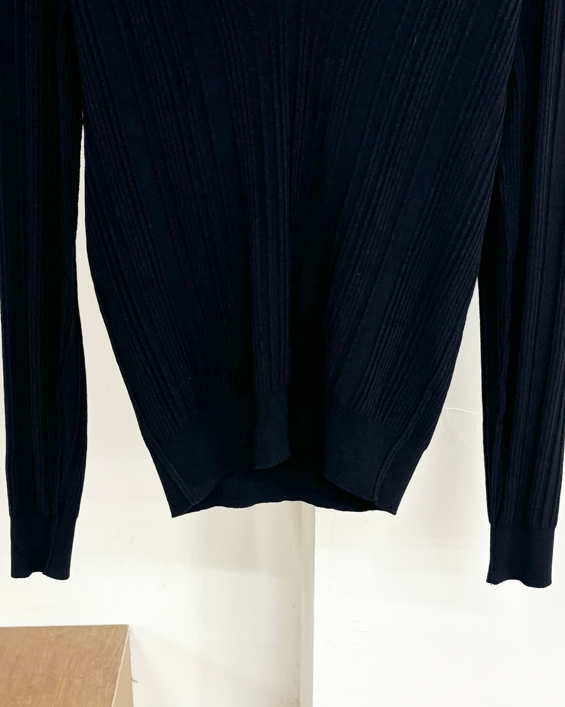 돌체 앤 가바나 블랙 브이넥 니트 상품이미지5