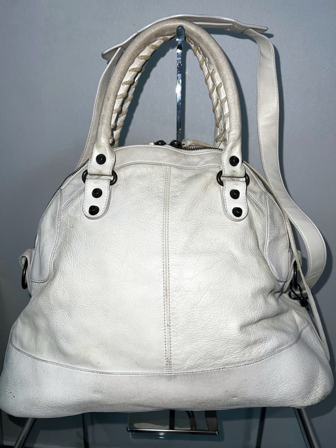 발렌시아가 자이언트 보울러 모터백 상품이미지4