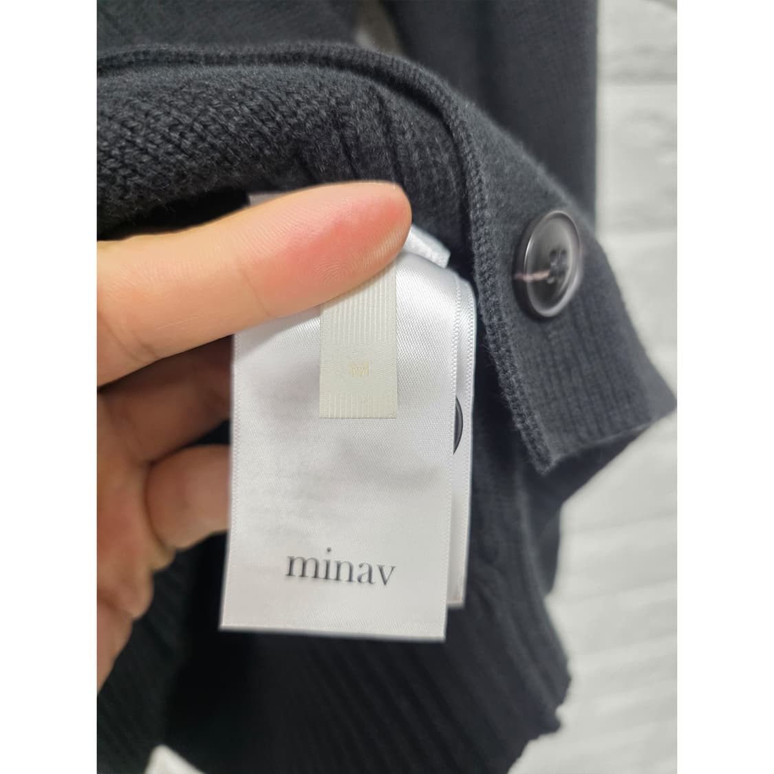 미나브 블랙 아크릴 가디건 L 상품이미지2