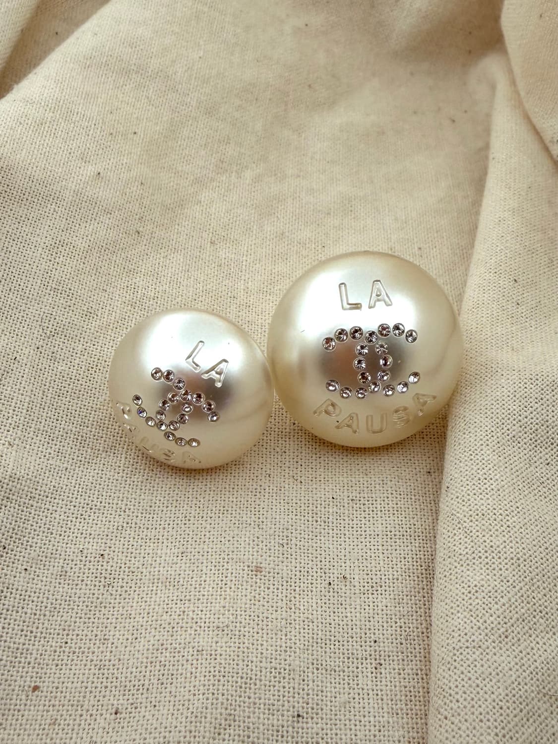 2019c / 샤넬 정품 버튼 리싸이클 이어링 상품이미지2