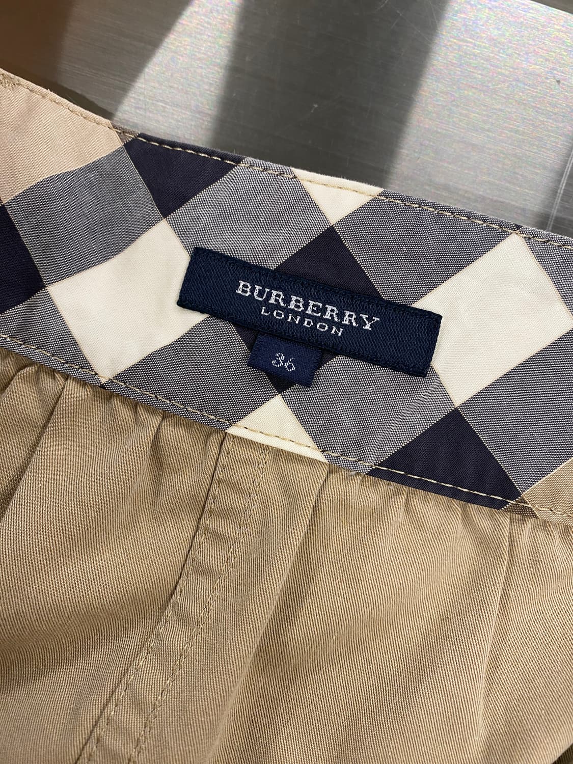 Burberry Midi Skirt 상품이미지5