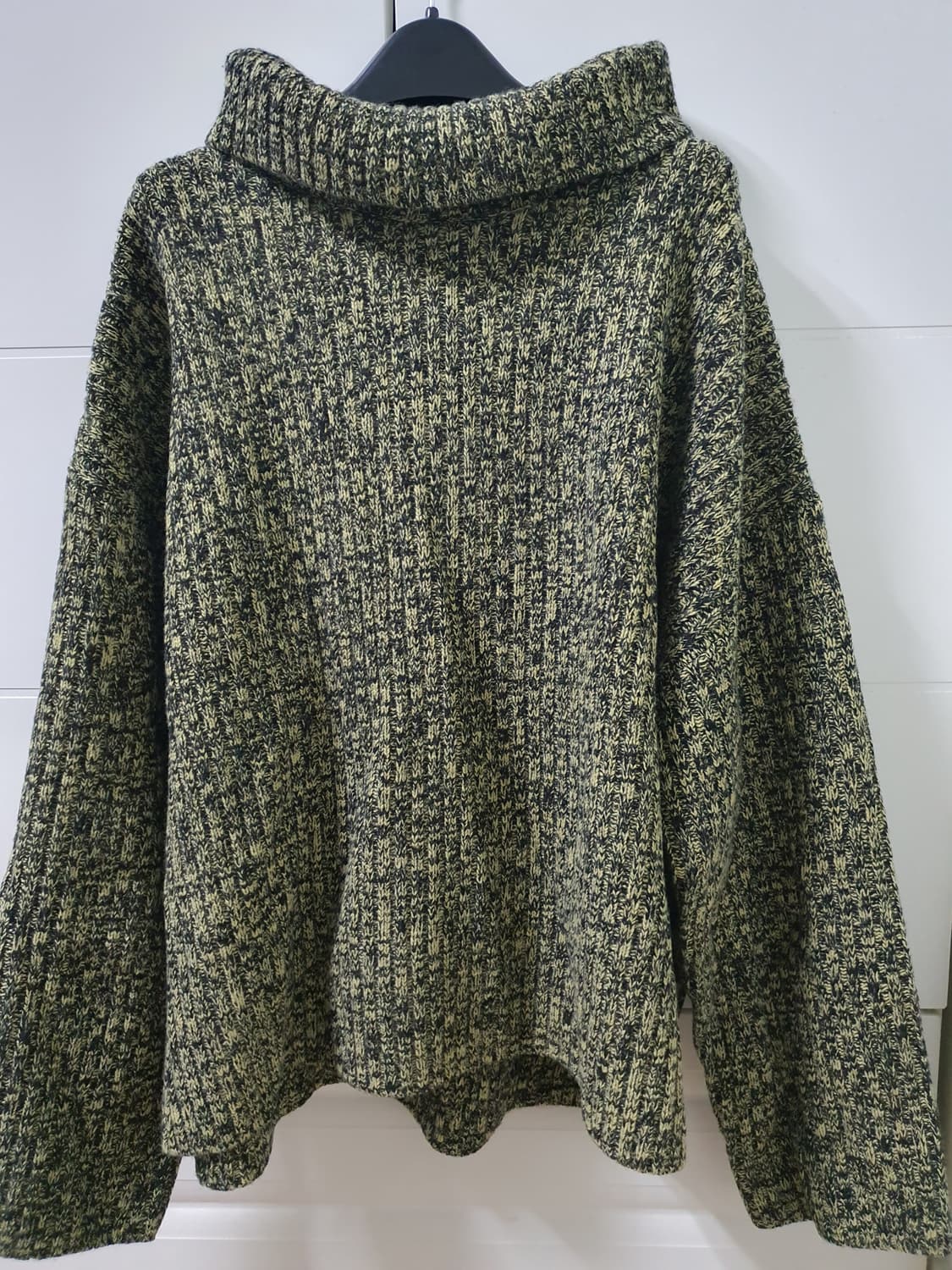 (새상품) 산드로 옴므 남성 터틀넥 스웨터 상품이미지1