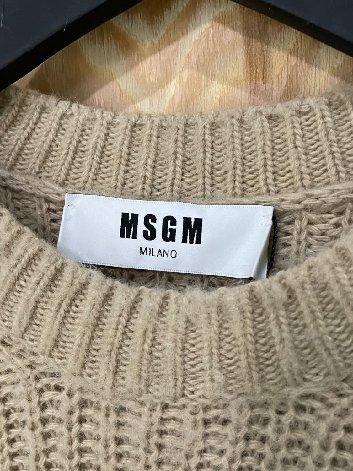 MSGM 디스트레스드 립드 오버 스웨터 상품이미지5