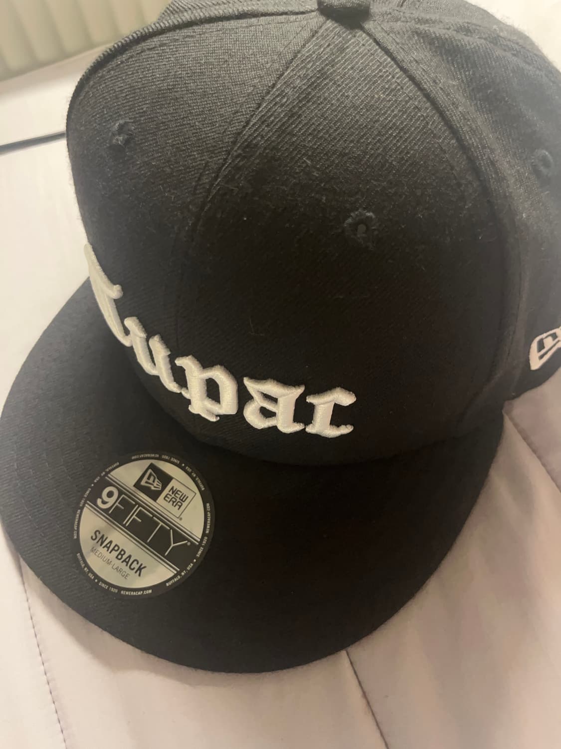 ㄹㅈㄷ희귀템 뉴에라 투팍 스냅백(한정판) 상품이미지1