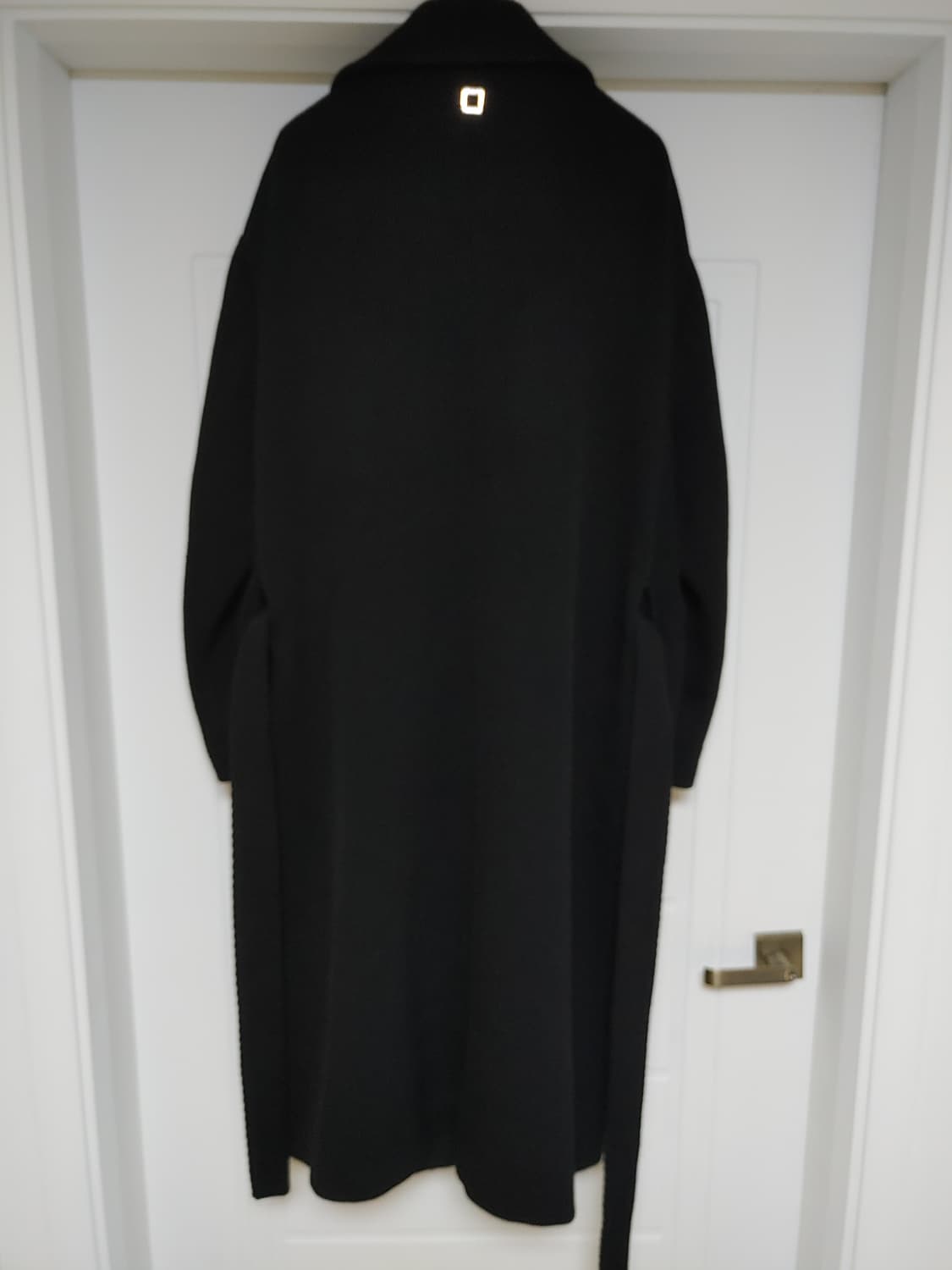 우영미 21fw 트윌 턴업 로브 코트 팝니다 상품이미지7